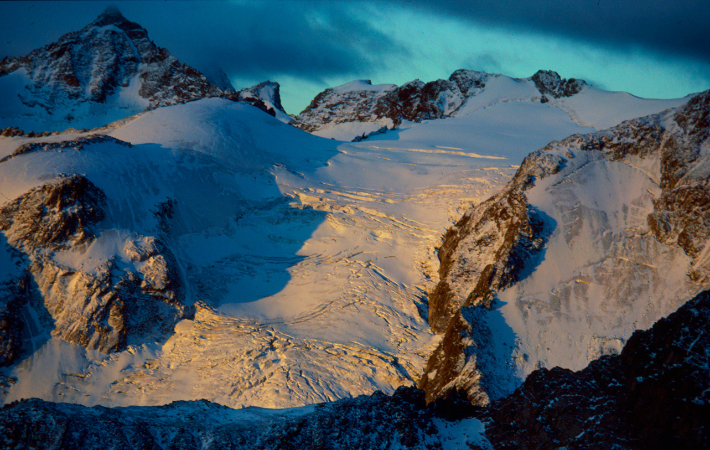 stubai 1(710 × 450 px)